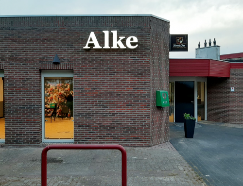 verlichte-doos-reclame-letters-LED-lichtreclame-dorpshuis-de-alke-alteveer-Drenthe-Friesland